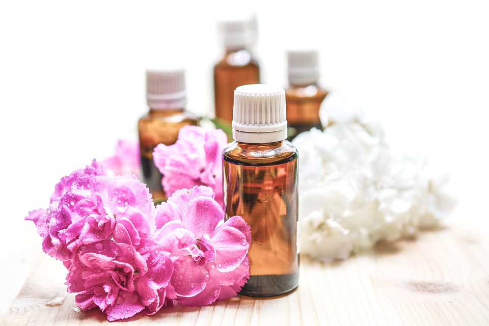 The 13 Best Essential Oils Brands Companies In 2020